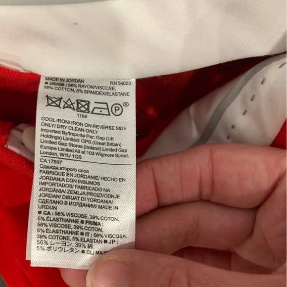 Like new Banana Republic The Sloane holiday pants dressy preppy poppy red size 8 - Picture 6 of 6